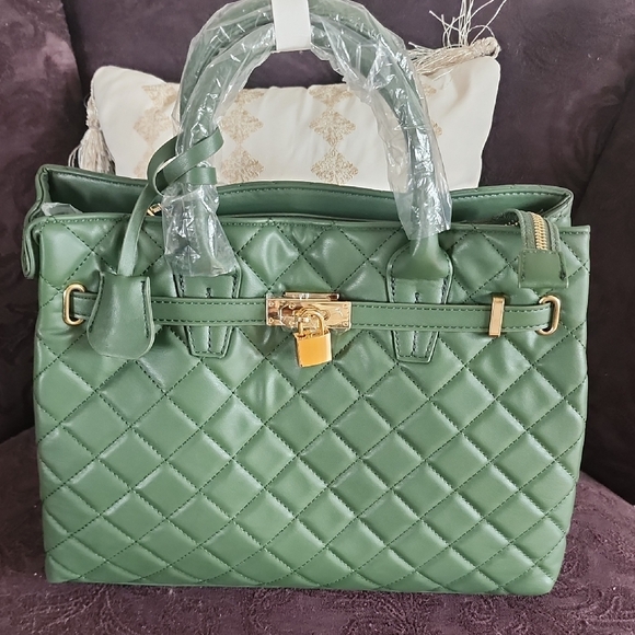 Badgley Mischka Quilted Green Tote with Gold Hardware - Picture 3 of 4